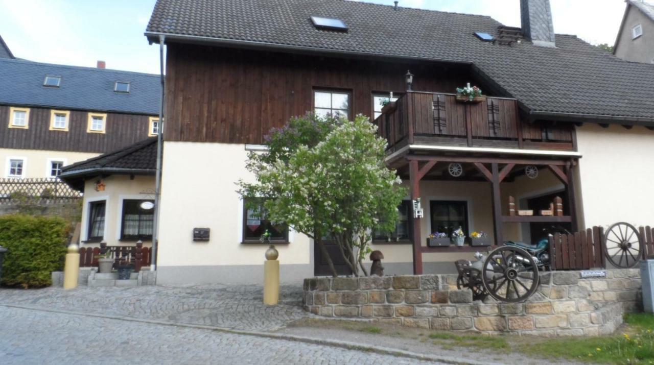 Ferienwohnung Am Schloss Lauenstein Im Erzgebirge ภายนอก รูปภาพ