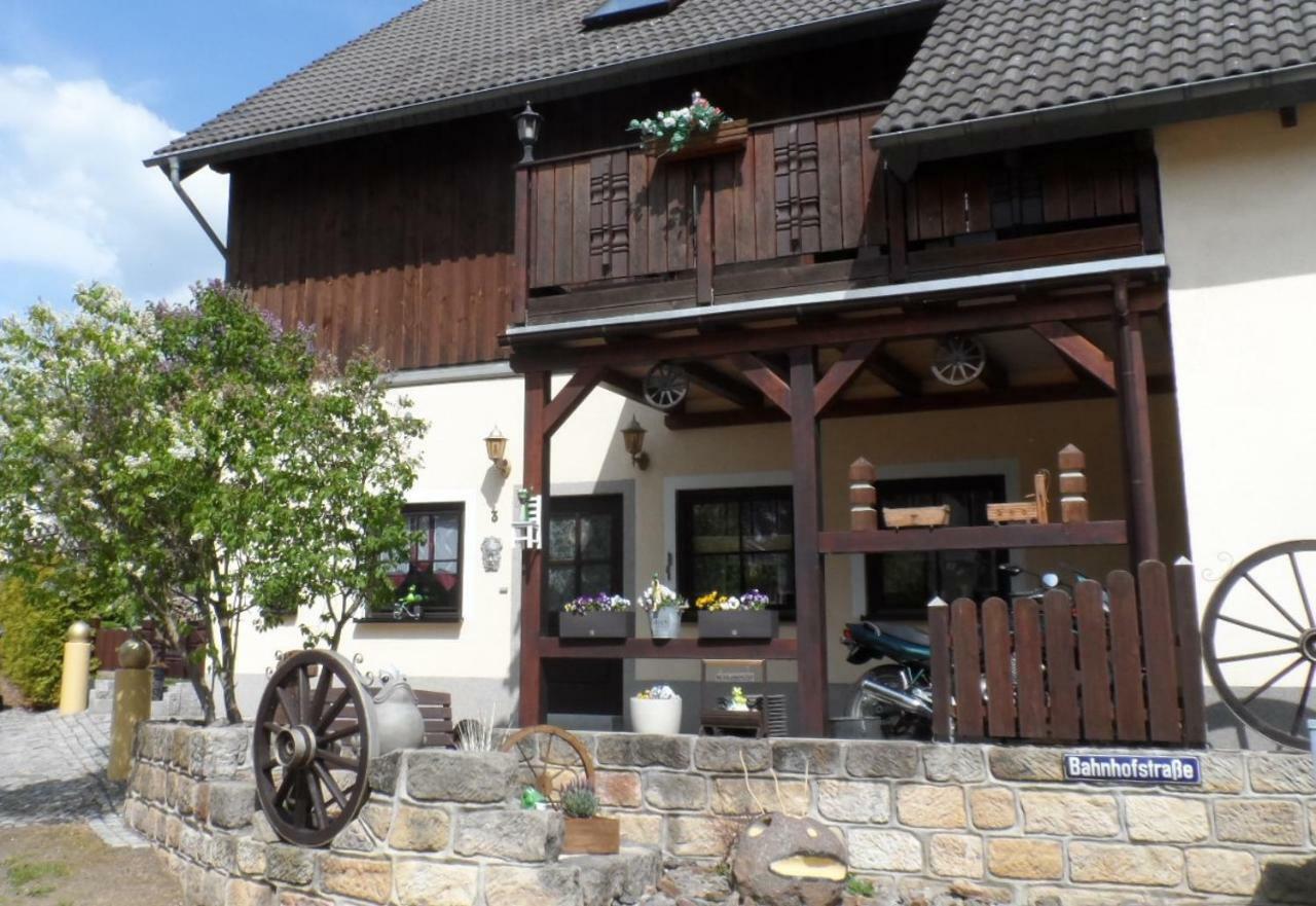 Ferienwohnung Am Schloss Lauenstein Im Erzgebirge ภายนอก รูปภาพ