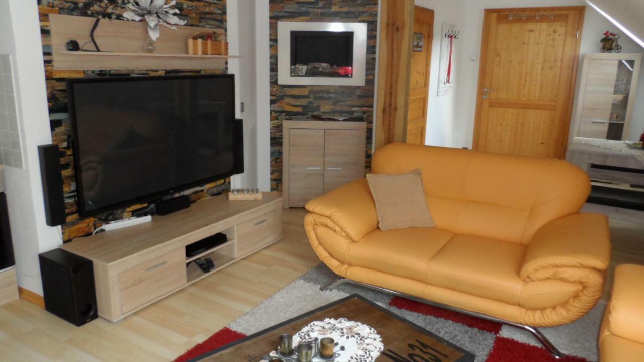 Ferienwohnung Am Schloss Lauenstein Im Erzgebirge ภายนอก รูปภาพ